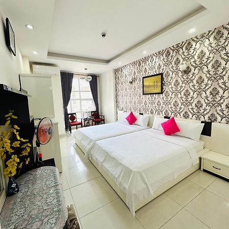 Redflower Hotel Thành Pho Ho Chí Minh Esterno foto