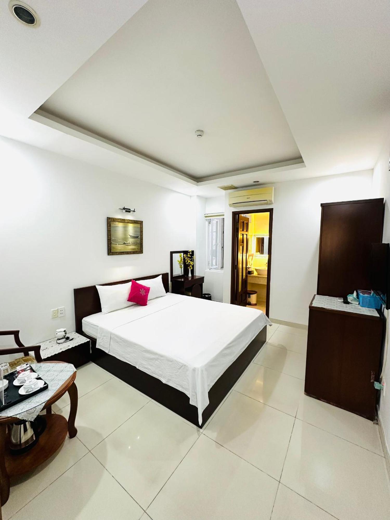Redflower Hotel Thành Pho Ho Chí Minh Esterno foto