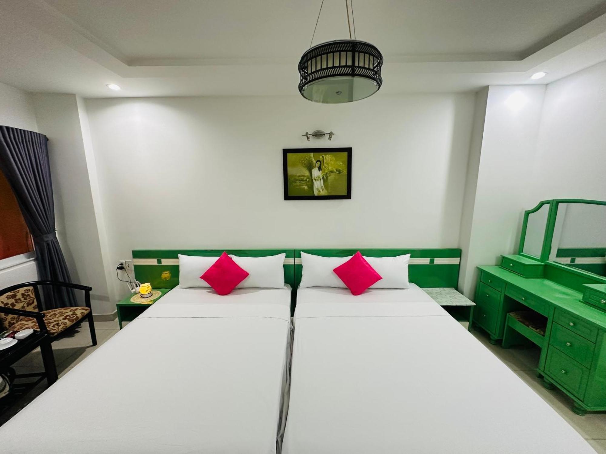 Redflower Hotel Thành Pho Ho Chí Minh Esterno foto