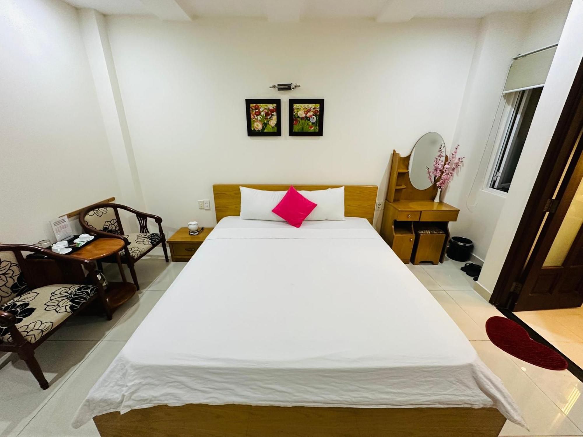 Redflower Hotel Thành Pho Ho Chí Minh Esterno foto