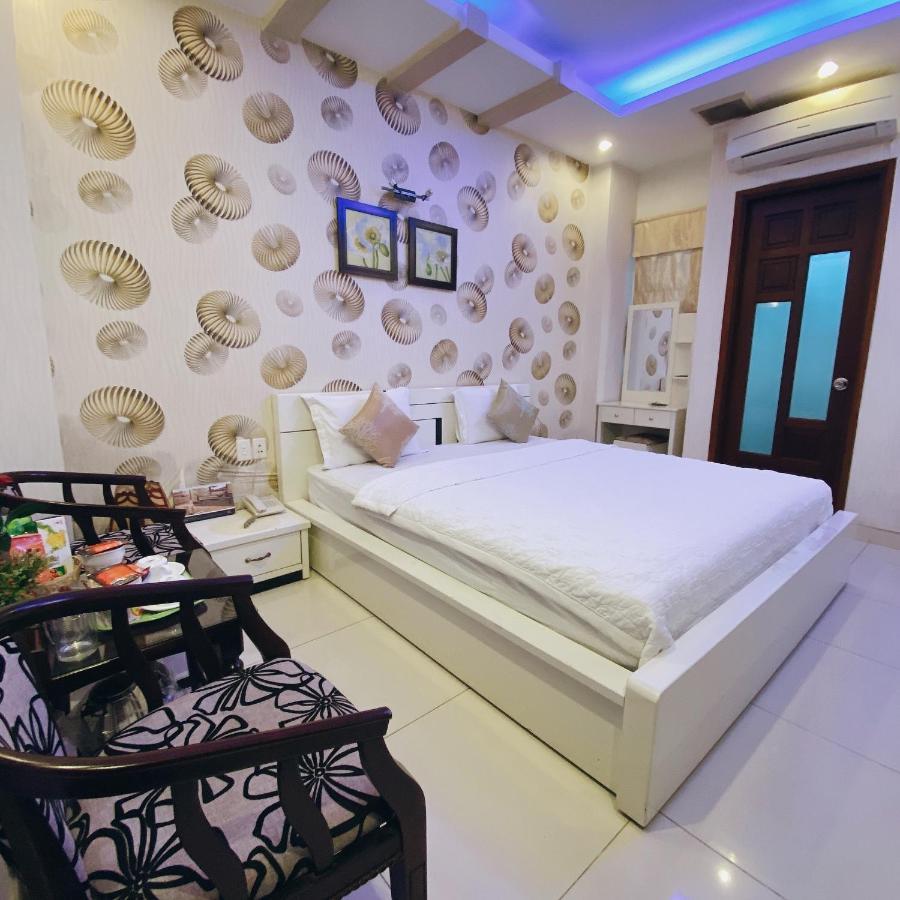 Redflower Hotel Thành Pho Ho Chí Minh Esterno foto