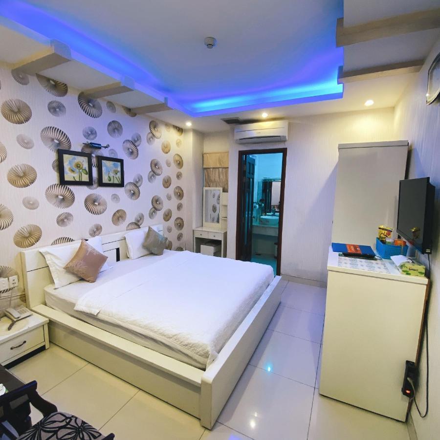 Redflower Hotel Thành Pho Ho Chí Minh Esterno foto