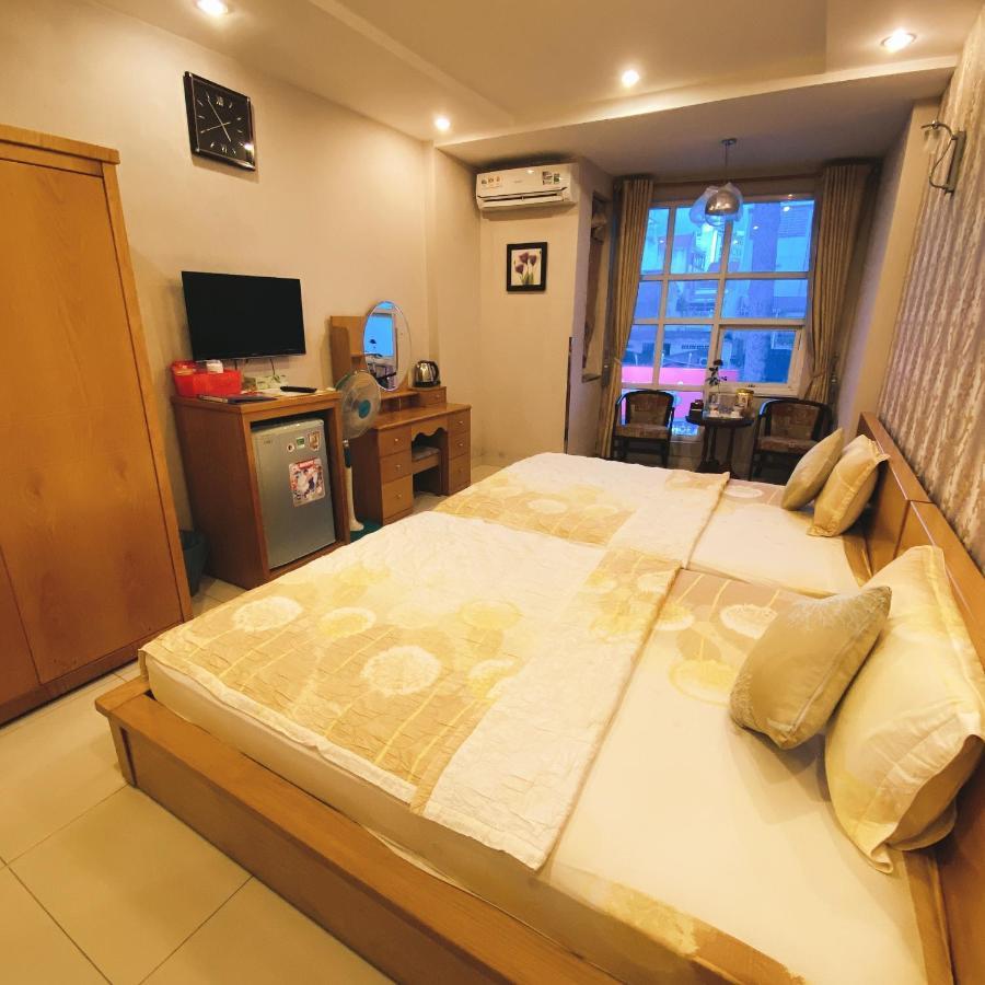 Redflower Hotel Thành Pho Ho Chí Minh Esterno foto